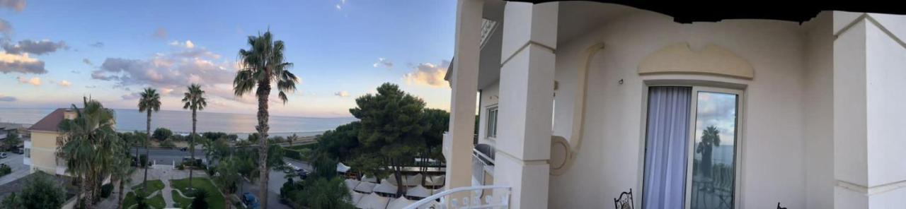 Club Hotel Kennedy Roccella Ionica Luaran gambar
