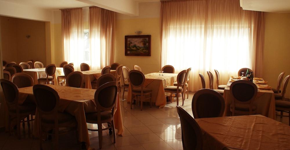 Club Hotel Kennedy Roccella Ionica Luaran gambar
