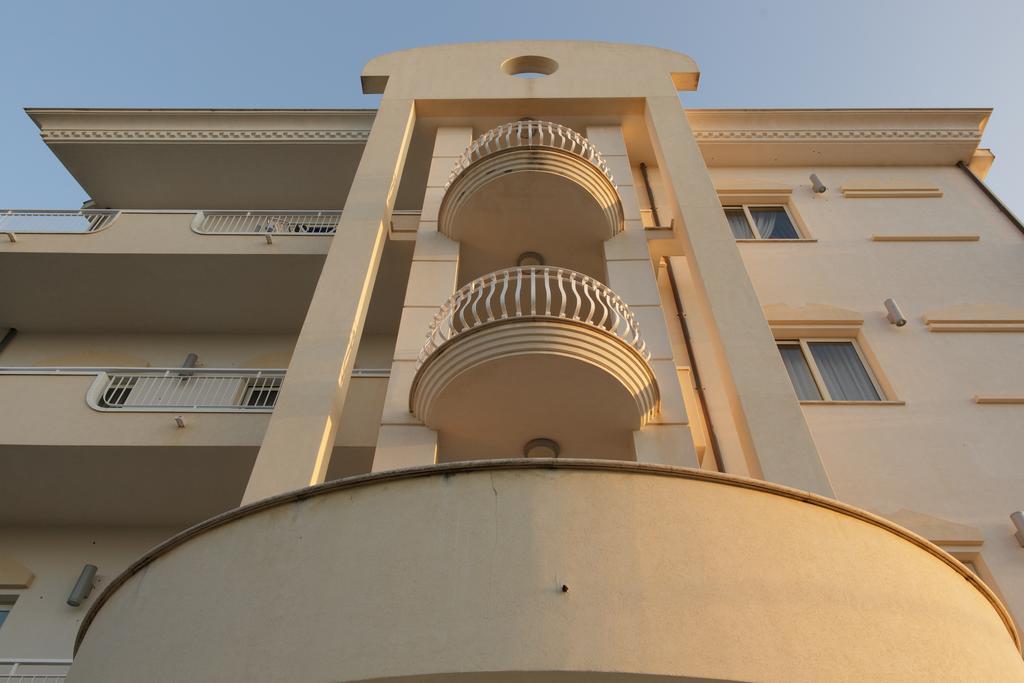 Club Hotel Kennedy Roccella Ionica Luaran gambar