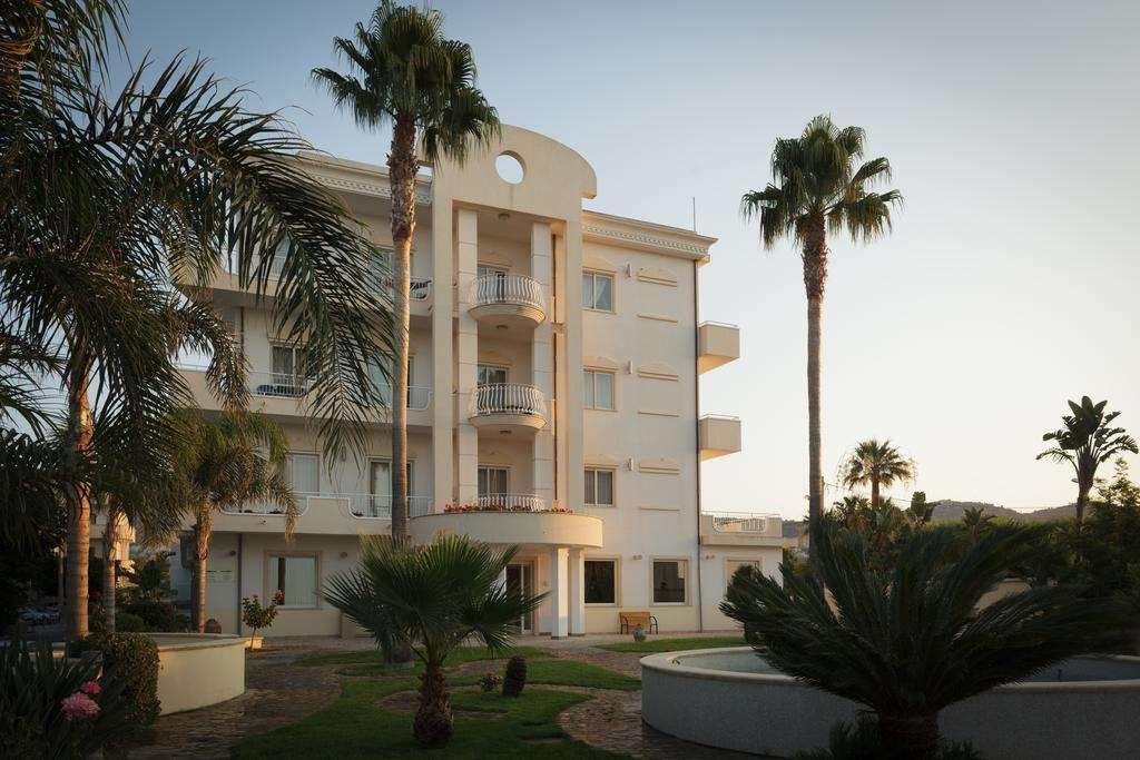 Club Hotel Kennedy Roccella Ionica Luaran gambar