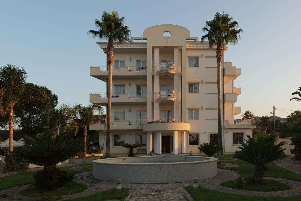 Club Hotel Kennedy Roccella Ionica Luaran gambar